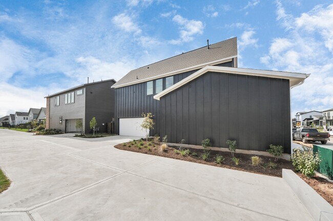 Building Photo - 3240 Loam Ln