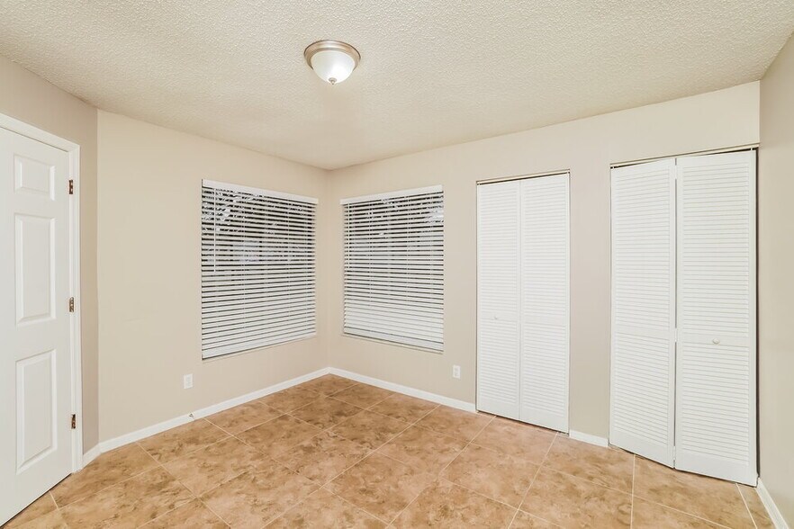 Building Photo - 15111 Craggy Cliff St