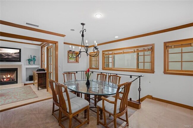 Building Photo - 502 Goldenrod Ave