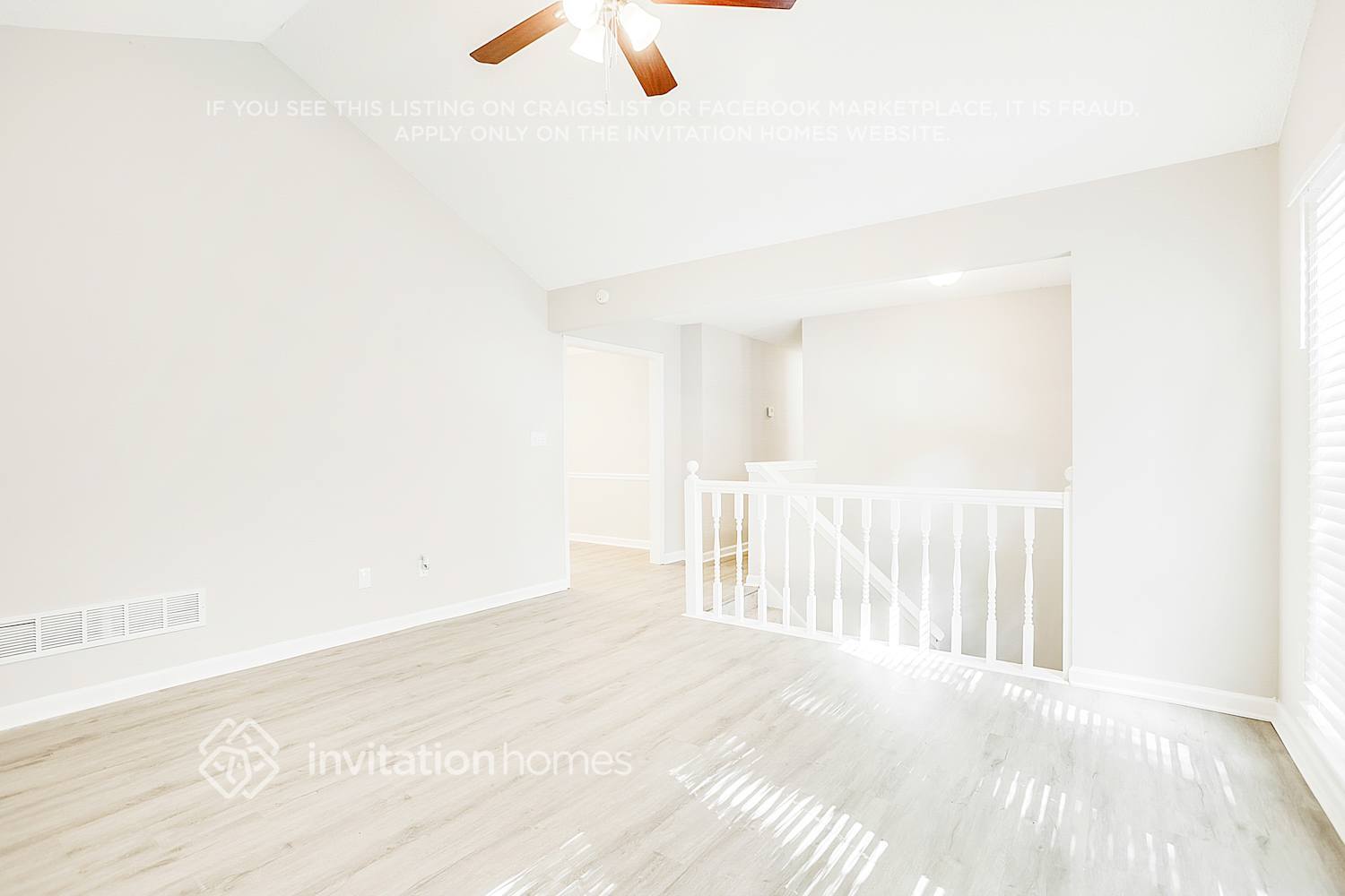 Building Photo - 201 Garretts Dr