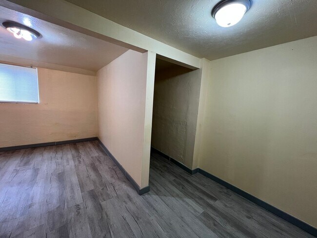 Building Photo - 289