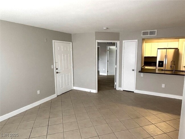 Building Photo - 2300 E Silverado Ranch Blvd