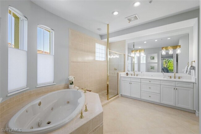 Building Photo - 2851 Tiburon Blvd E