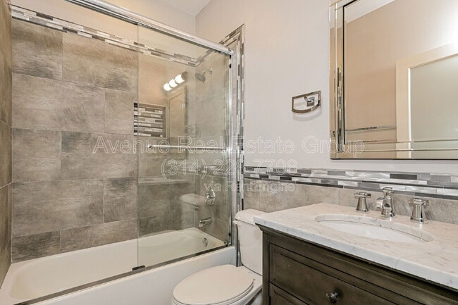 Building Photo - 8914 Hilltop Manor Dr