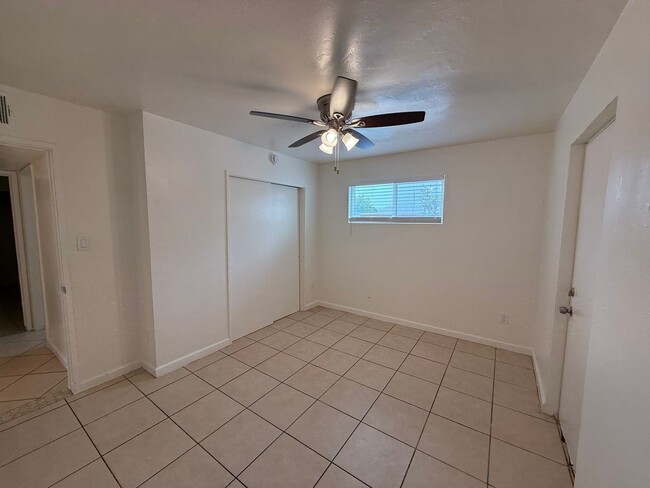 Building Photo - 4 Bedroom Home with Large Backyard | Modern Landscaping | Utilities Included