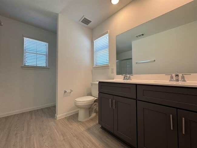 Building Photo - 10909 Fly Catcher Dr