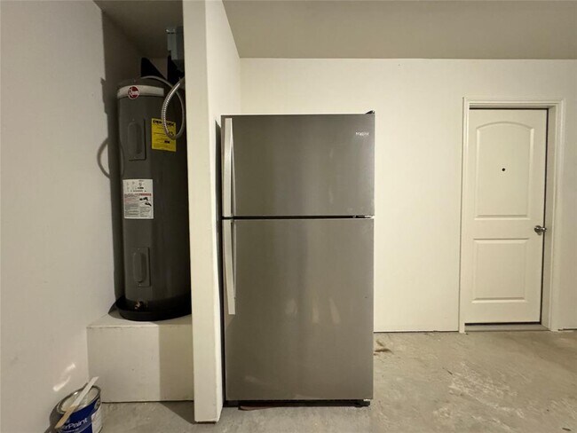 Building Photo - 7922 Vacek Meadows Loop