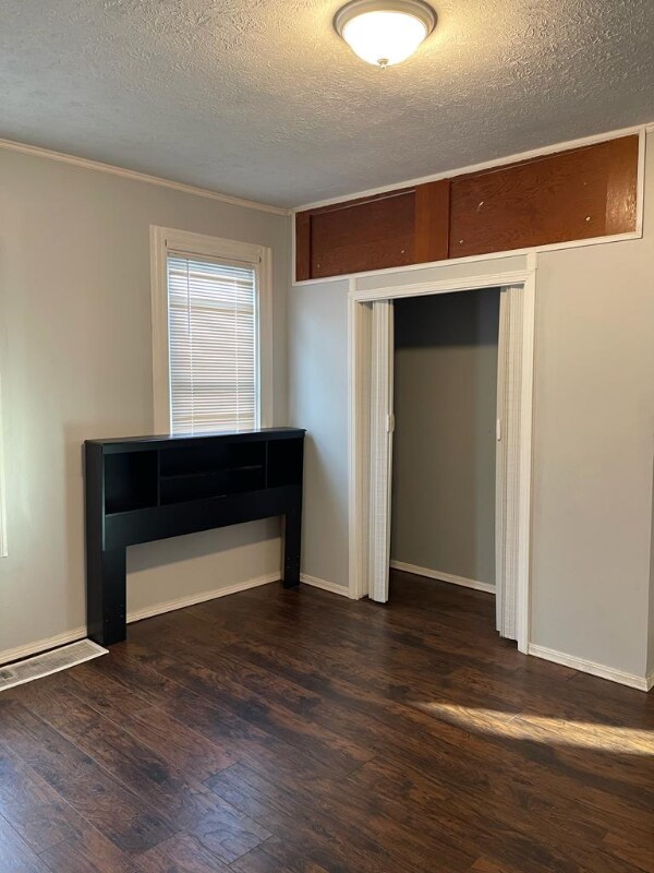 Building Photo - 767 N 8th St