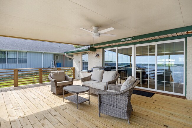 Building Photo - 22248 Lounette Dr