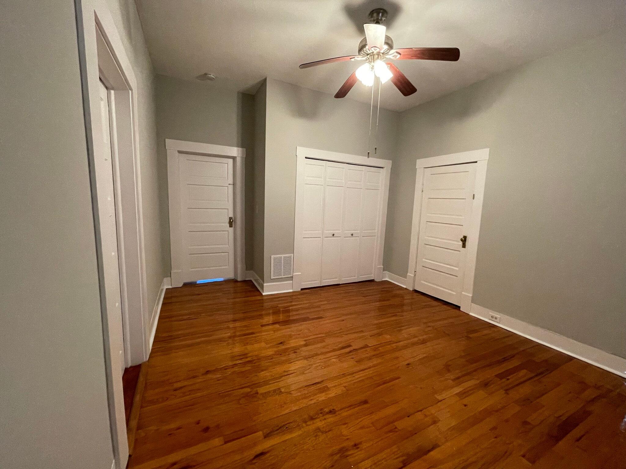 2nd bedroom - 2017 18th Ave