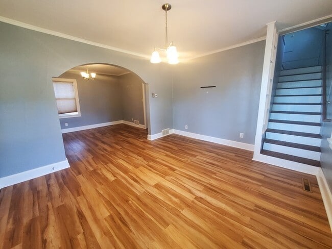 Building Photo - 1502 Cottonwood St