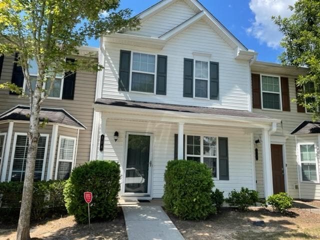 Building Photo - 708 Crestwell Cir