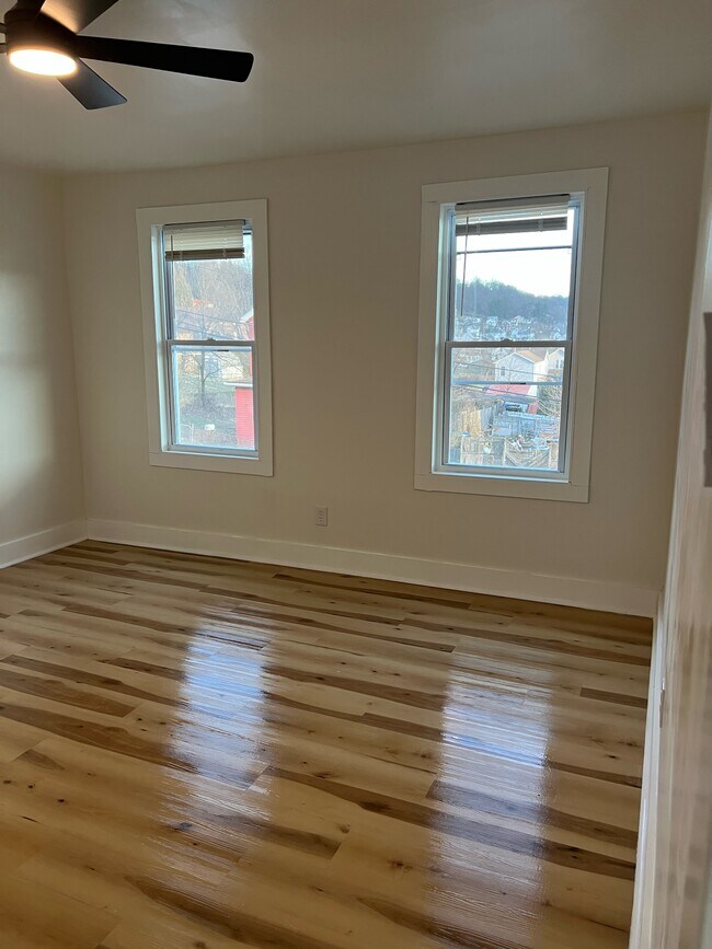 Building Photo - Christy Park