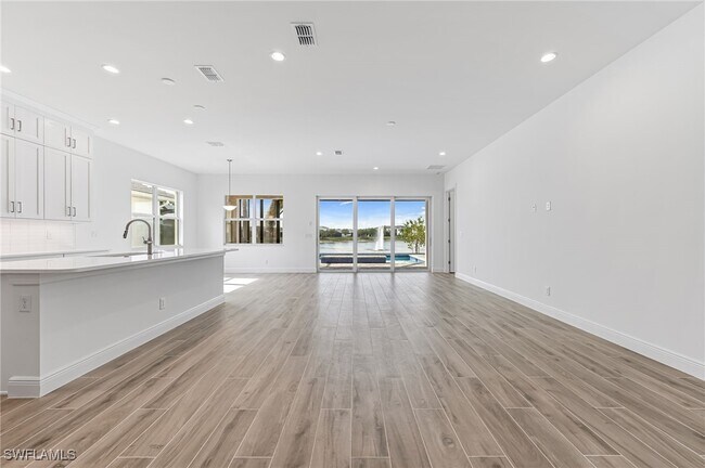 Building Photo - 8786 St Lucia Dr