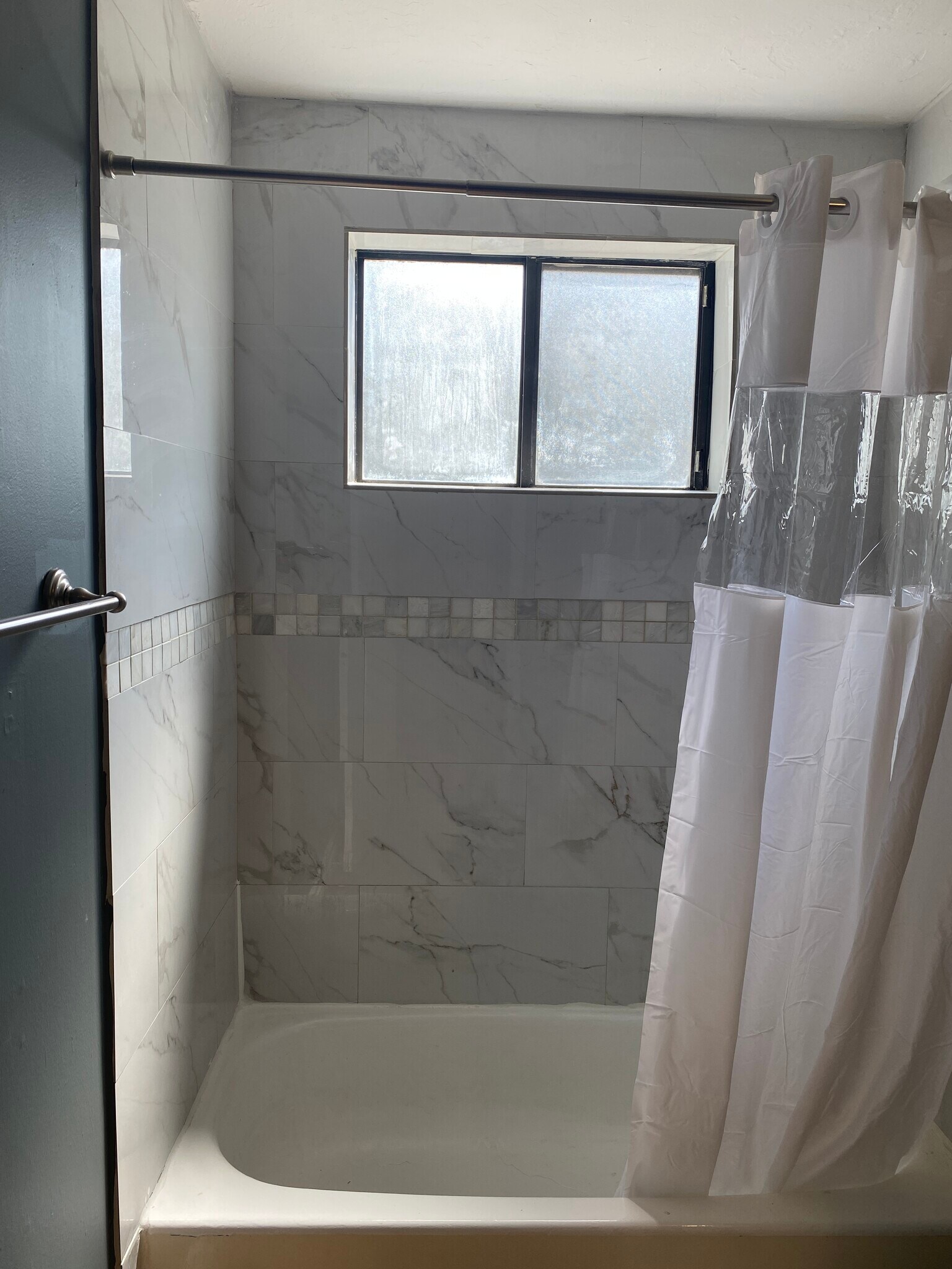 Building Photo - 1881 Nekoma Ct