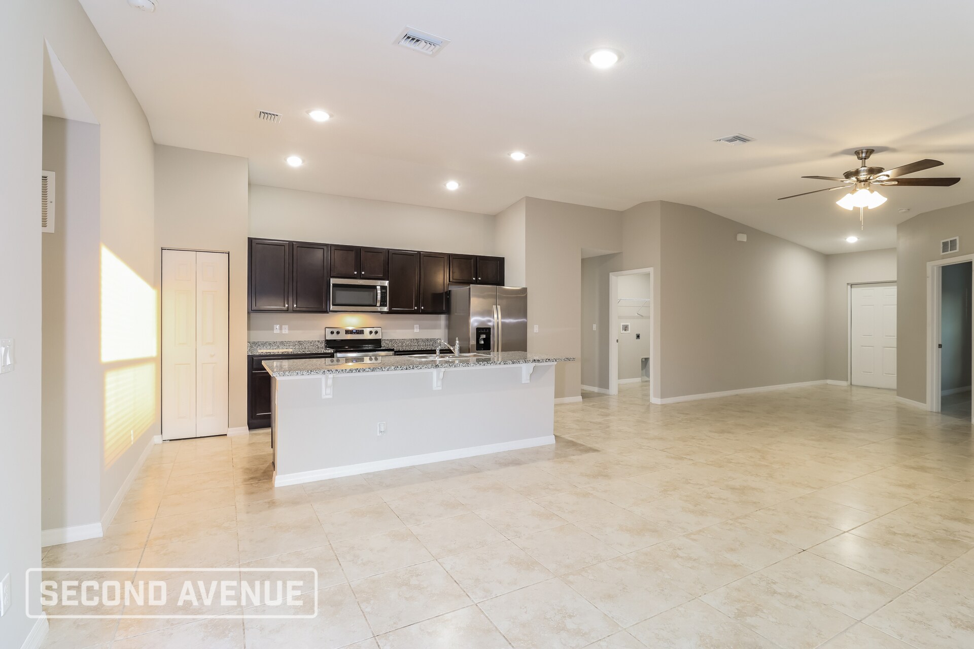 Building Photo - 291 Foley St SE