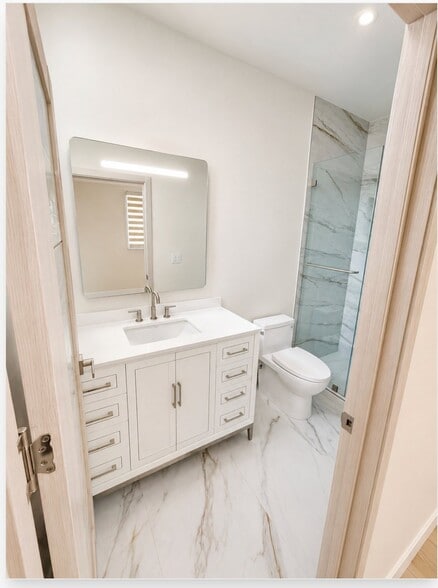 Building Photo - 9344 Creemore Dr
