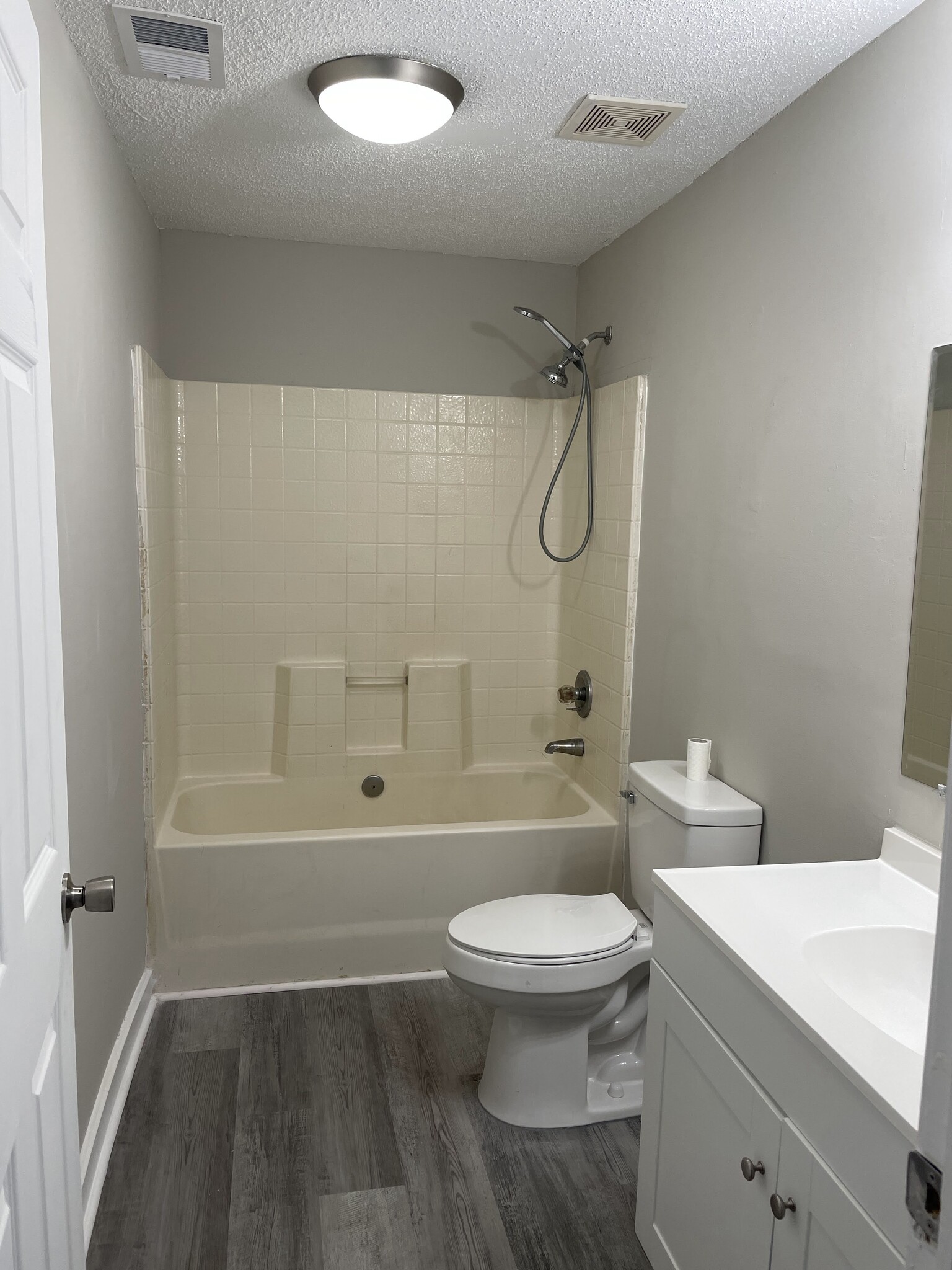 Bathroom - 714 Irene Ave