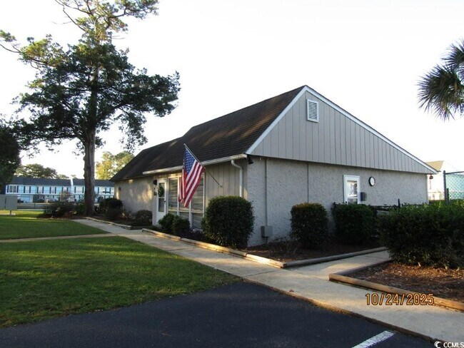 Building Photo - 938 Villa Dr