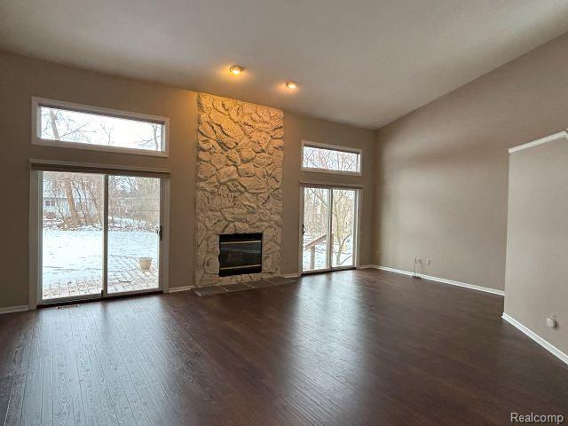 Building Photo - 8767 Townsend Dr