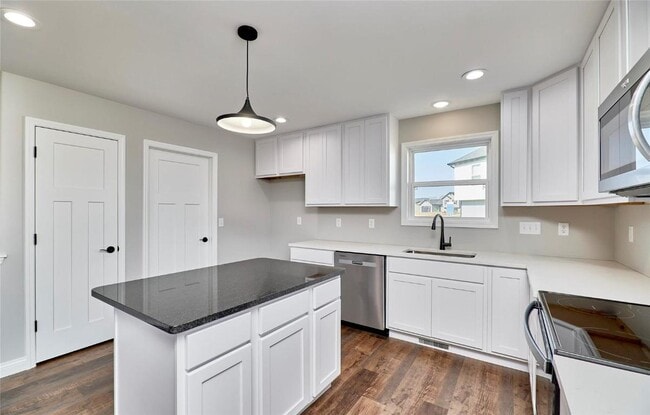 Building Photo - 403 Andrew Joseph Dr