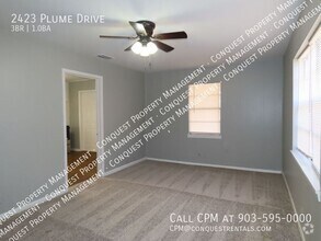 Building Photo - Newly Renovated Three Bedroom Brick Home!