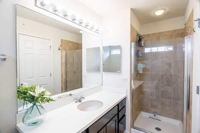 Building Photo - 9875 Williams Dr