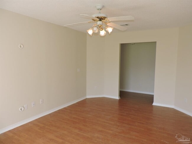 Building Photo - 2145 Jarrod Dr