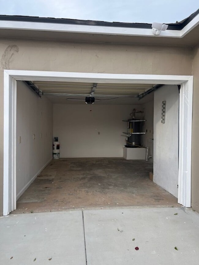 Building Photo - 2512 Edwards Ave