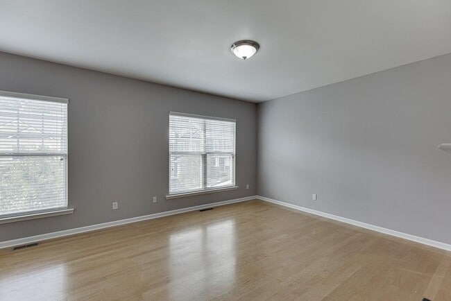 Building Photo - 805 Tulip Poplar Way