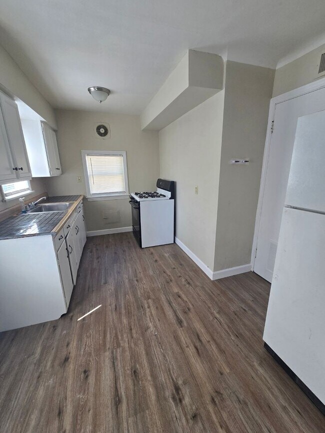 Building Photo - Partially updated spacious home