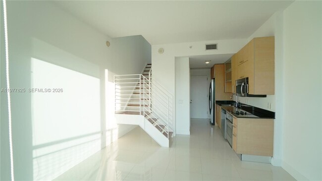 Building Photo - 60 SW 13th St