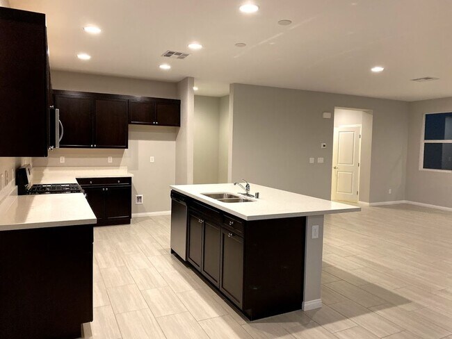 Building Photo - 3051 Concepcion Ct