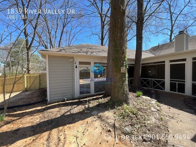 Building Photo - 1839 River Valley Dr