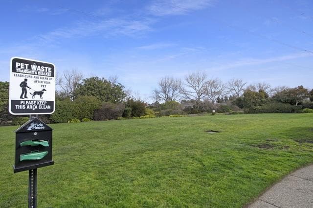 Building Photo - 336 Meridian Dr