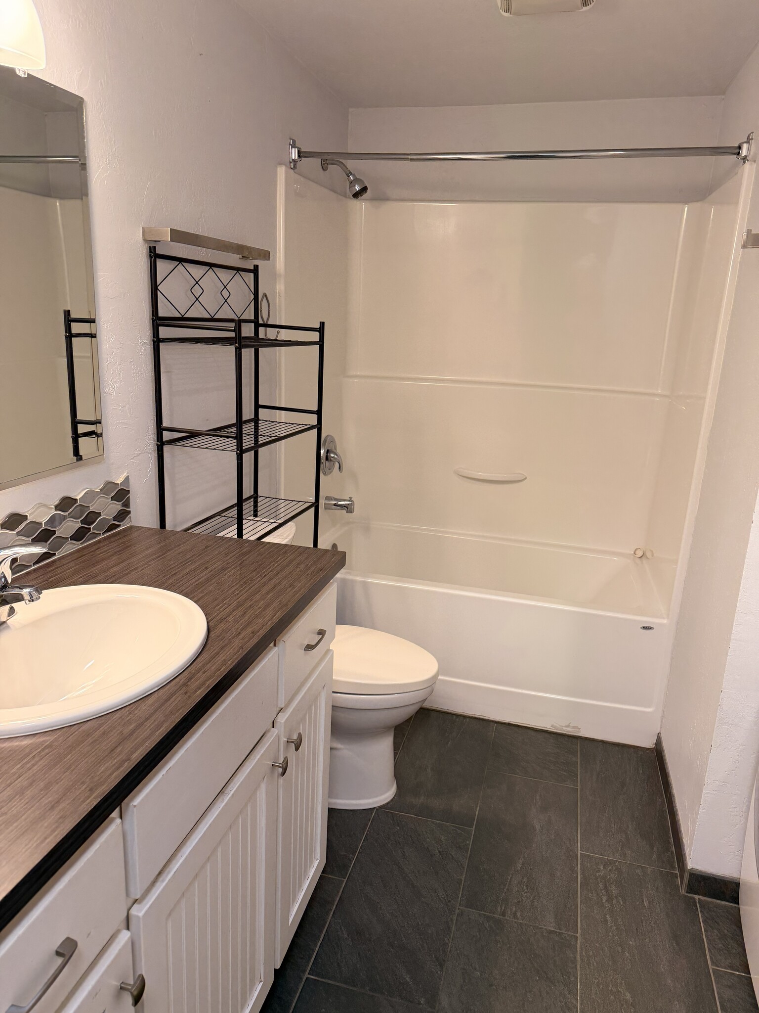 Building Photo - 2030 Crimson Ave