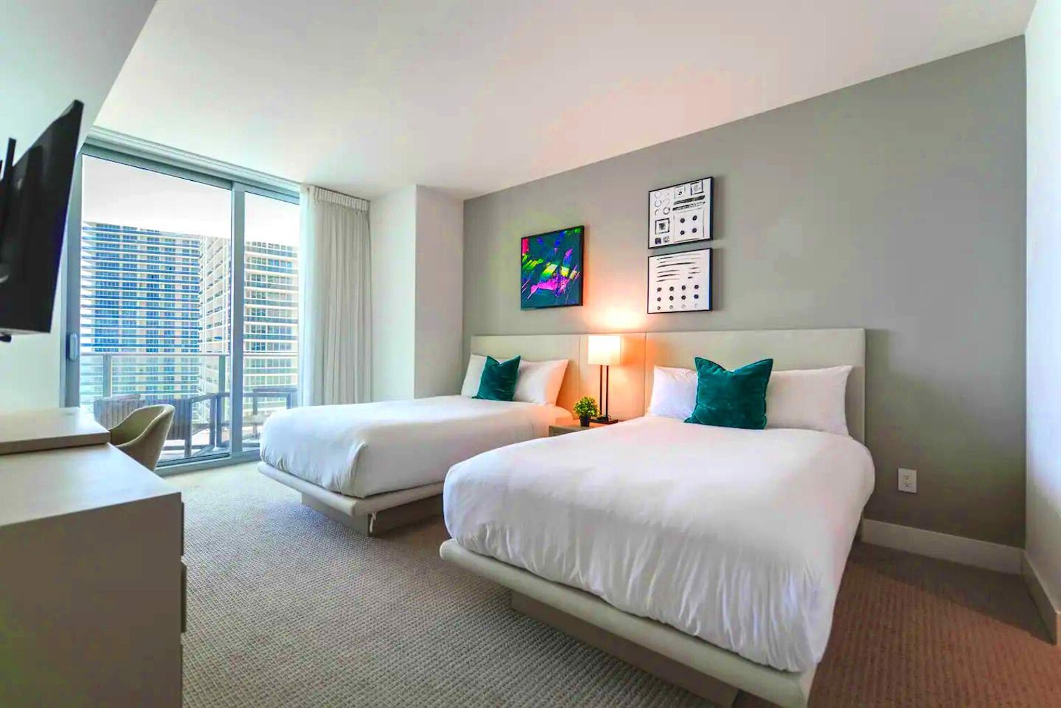 Building Photo - 4111 S Ocean Dr