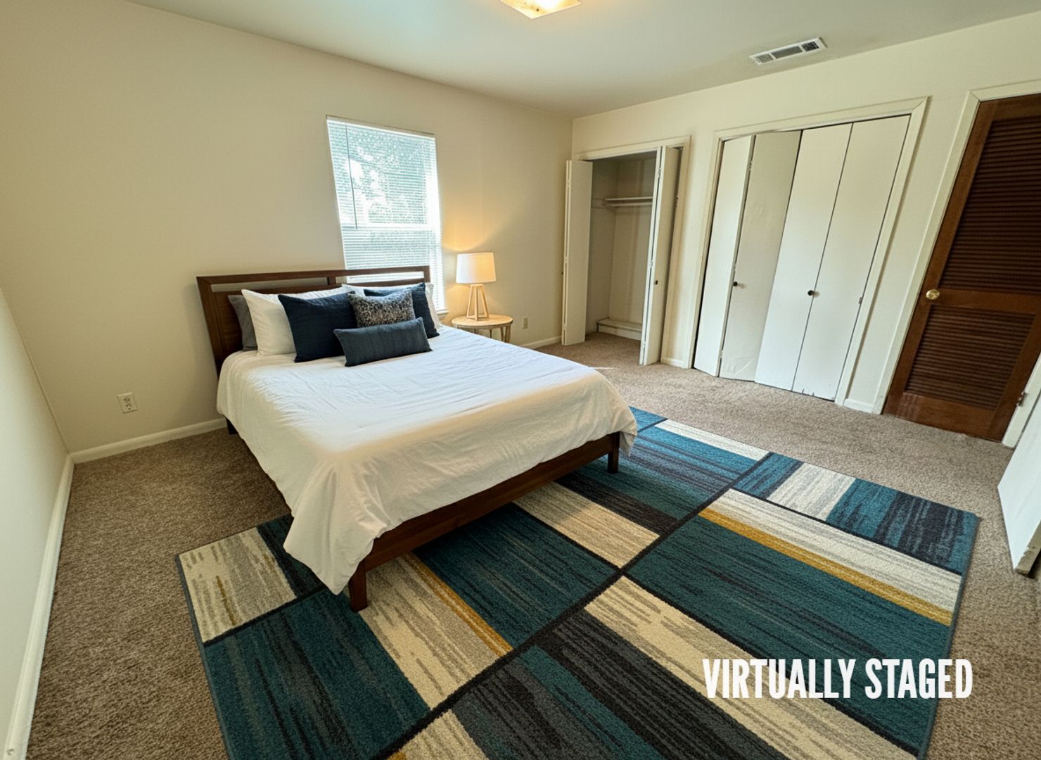 Building Photo - 201 W Lincoln Ave