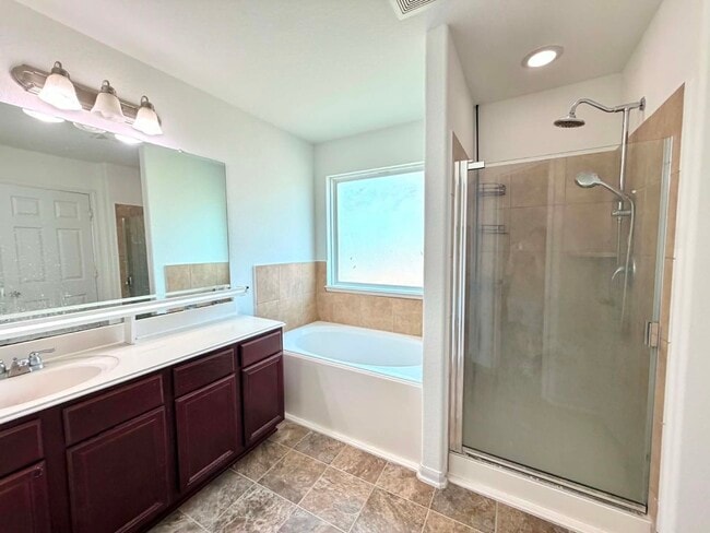 Building Photo - 2803 S Red Birch Cir