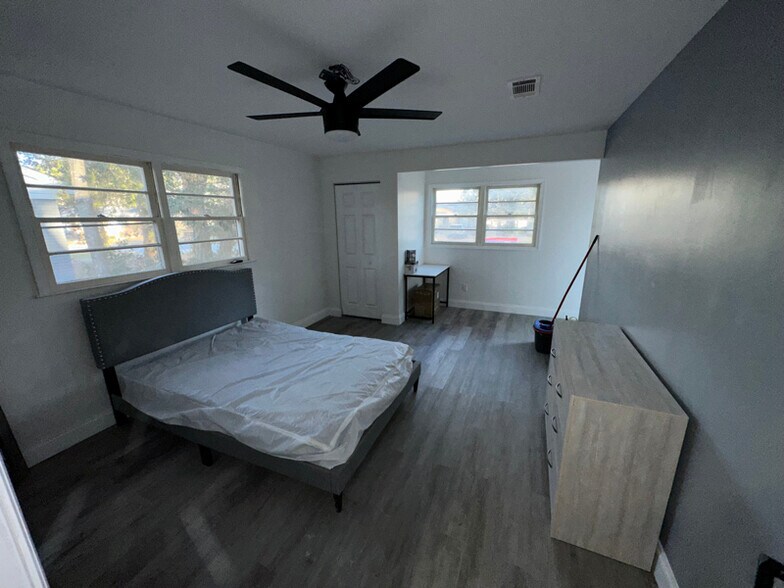 Building Photo - 905 Colquitt Cir