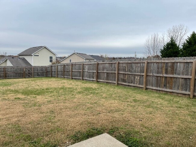 Building Photo - 3 Bed 2.5 Bath Nashville Opry Mills Area F...