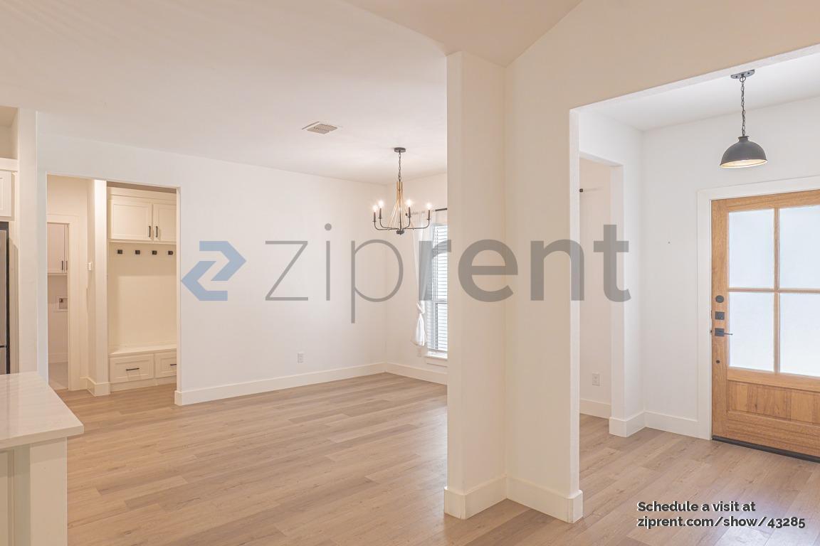 Building Photo - 9705 Lancelot Cir