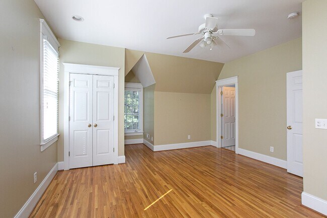 Building Photo - Improved price and available immediately!! Stunning Governor's Club Chapel Hill home!