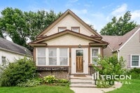Building Photo - 2322 NE Stinson Pkwy