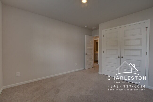 Building Photo - 4105 Quincy Adams Ln