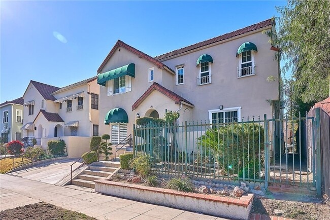 Building Photo - 641 N Plymouth Blvd