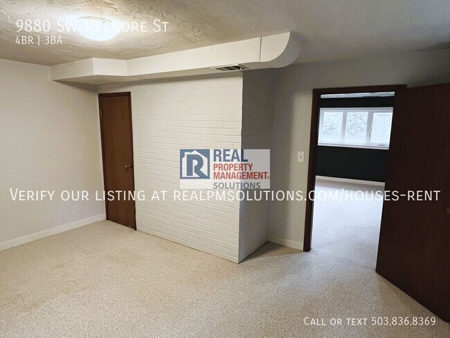 Building Photo - 9880 SW Melnore St