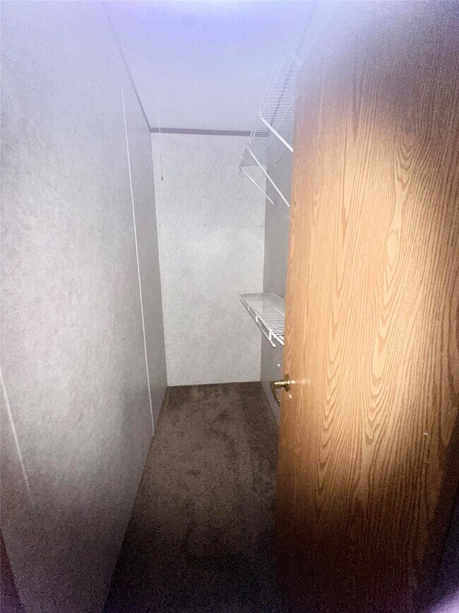 Building Photo - 23721 Brushy Trails St