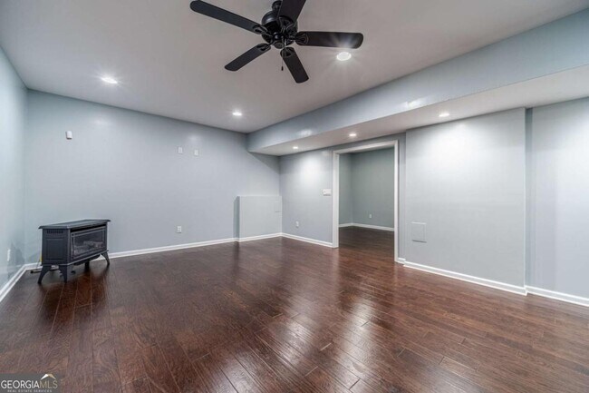 Building Photo - 6242 Huckleberry Ridge