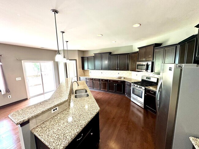 Building Photo - 8019 Kelburn Ln